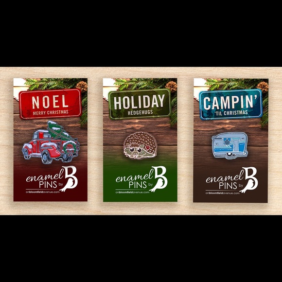 3 Pin Christmas Enamel Pin Gift Set Holiday Pins - Picture 2 of 11